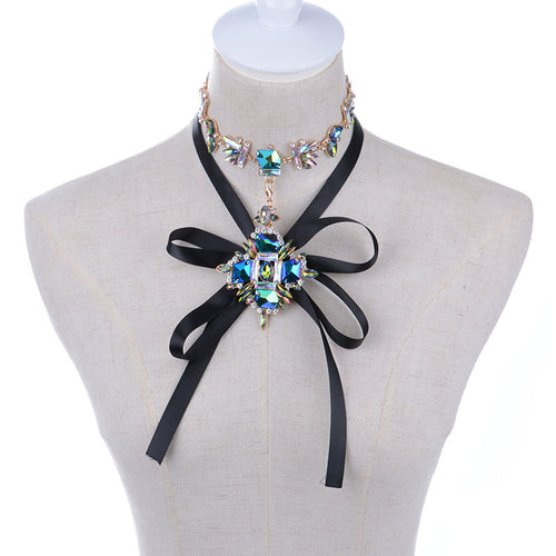 Alloy Inlaid Gemstone Necklace — Crystal Statement Jewelry