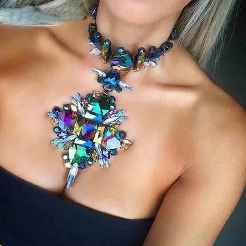 Alloy Inlaid Gemstone Necklace — Crystal Statement Jewelry