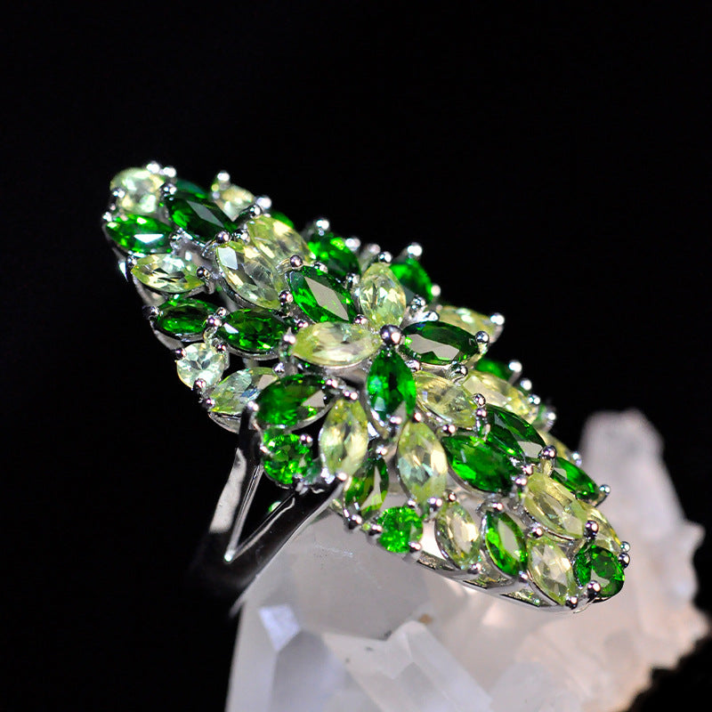 Ambilight Gemstone Inlaid Peridot Ring — Green Crystal Elegance