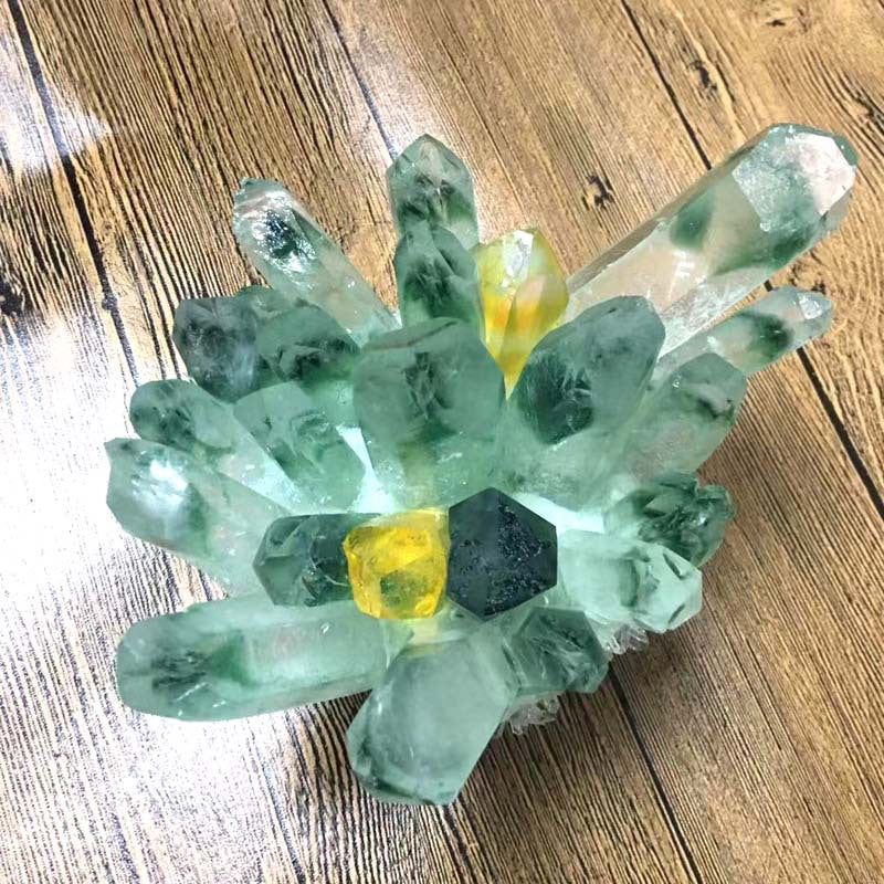 White Green Crystal Cluster Rough Stone Specimen Home Decoration Technology