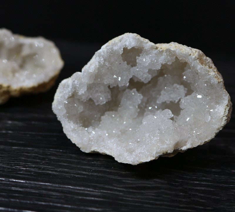 Natural White Crystal Cave Rough Teaching Mineral Specimen